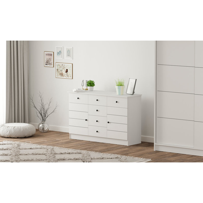 Ishrat 6 - Drawer Standard Accent Chest