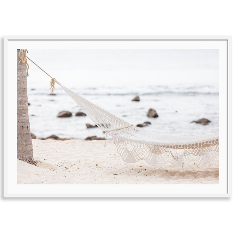 Vacay par Carly Tabak - Photographie avec cadre photo, Bois blanc, L 44 po x H 31 po