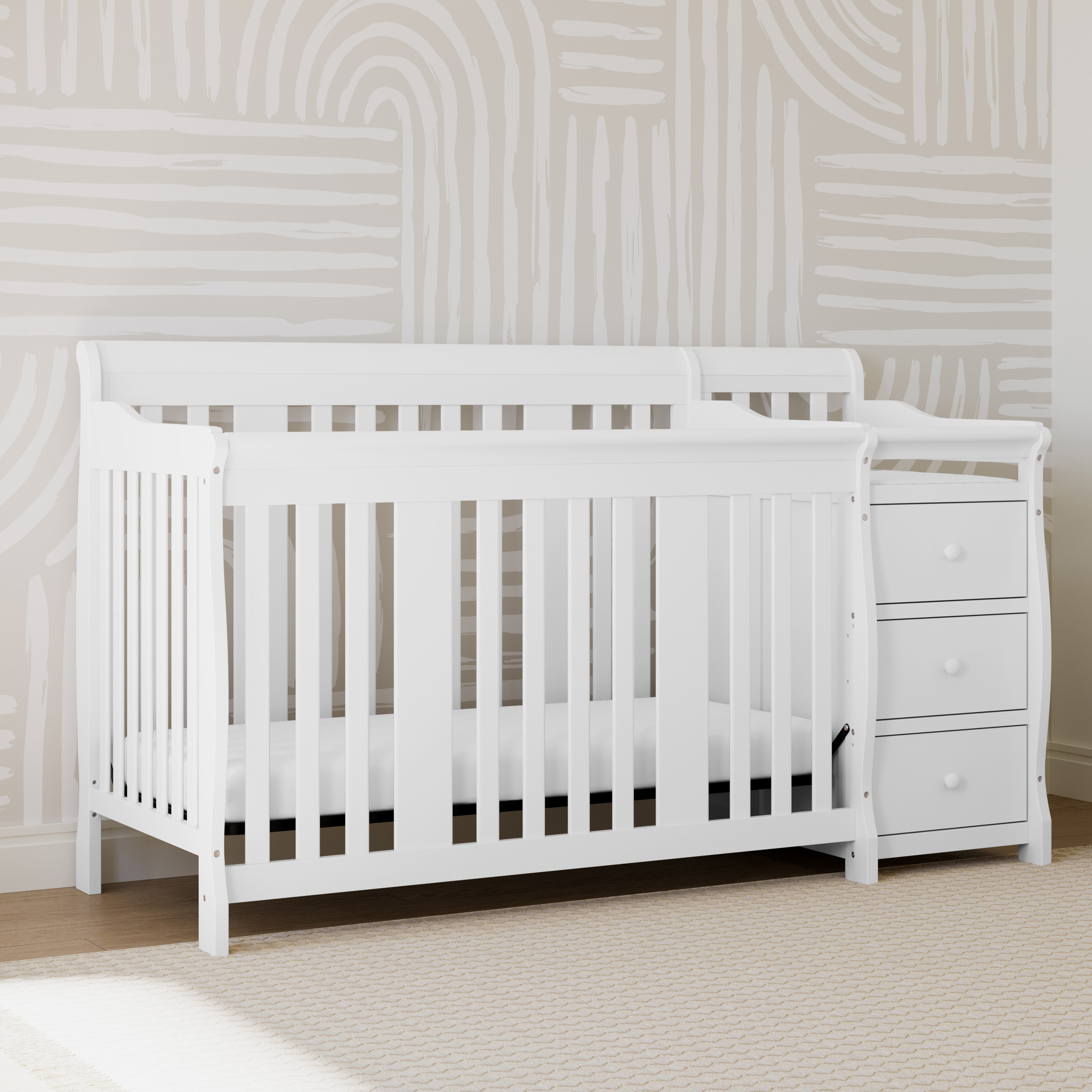 Storkcraft crib top with changing table