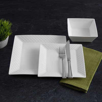 Service de table léger en porcelaine tendre 16 pièces Trellis Square, service pour 4
