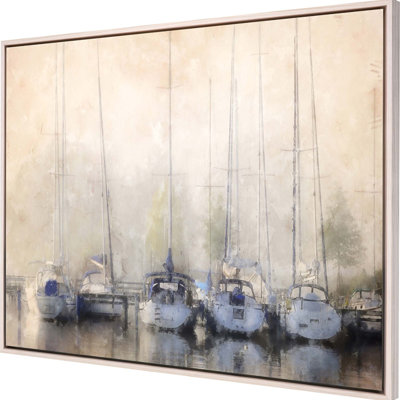 Voiliers dans le brouillard