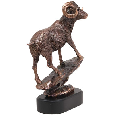Figurine Jonesha