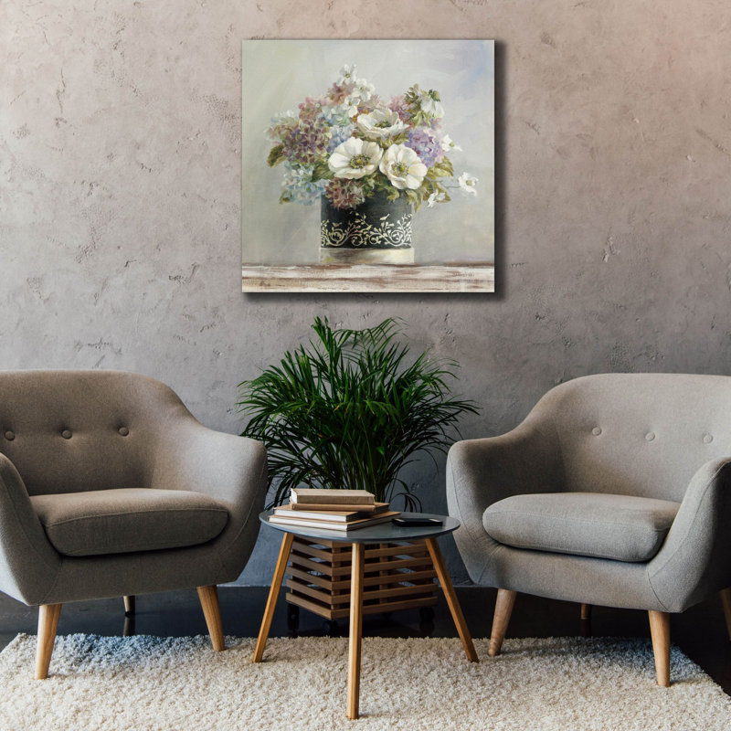 «Anemones In Black and White Hatbox» par Danhui Nai, art mural sur toile, H 37 po x l 37 po