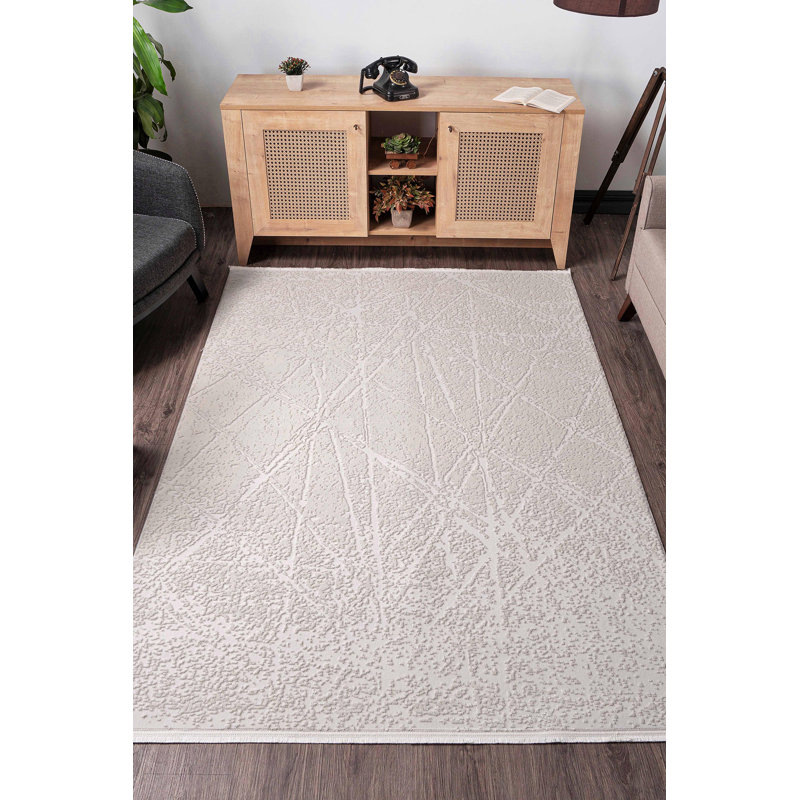 Sekura Machine Made Indoor / Outdoor Area Rug, Rectangle 2'7" x 4'11"