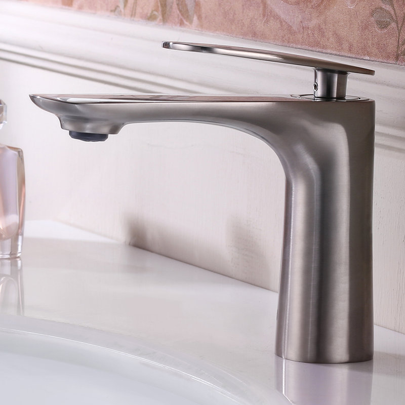 Robinet de lavabo de salle de bain à poignée simple avec bonde escamotable, Nickel brossé