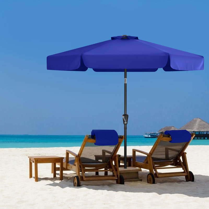 Parasol de marché Holmquist avec cantonnière festonnée, inclinaison et relevage, Bleu royal, 7.5'