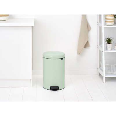Poubelle à pédale de 5,3 gallons (20 litres) sur pied Newica