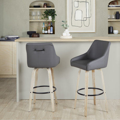 Tabouret de bar 30 po à hauteur fixe avec pivot en bois blanchi et similicuir gris foncé avec repose-pieds rond en métal noir - ensemble de 2