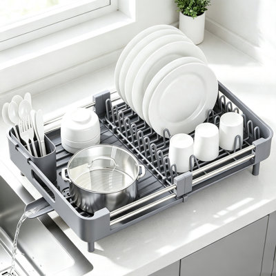 Égouttoir à vaisselle extensible pour comptoir de cuisine, égouttoir à vaisselle antirouille avec porte-couverts et porte-tasses pour le rangement de l'évier
