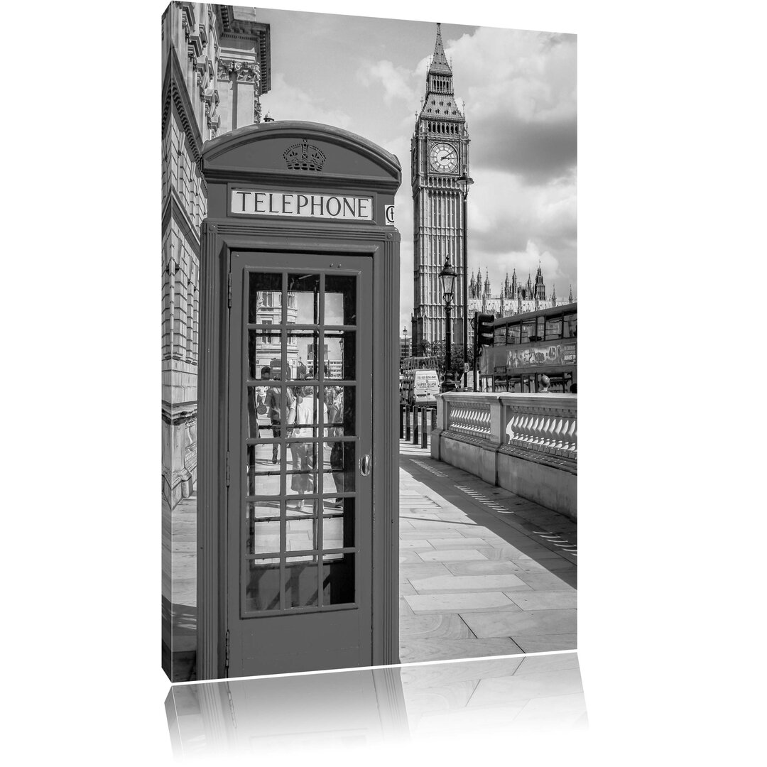 Leinwandbild „Schöne klassische Telefonzelle in London", Fotodruck