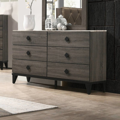 Commode Avantika