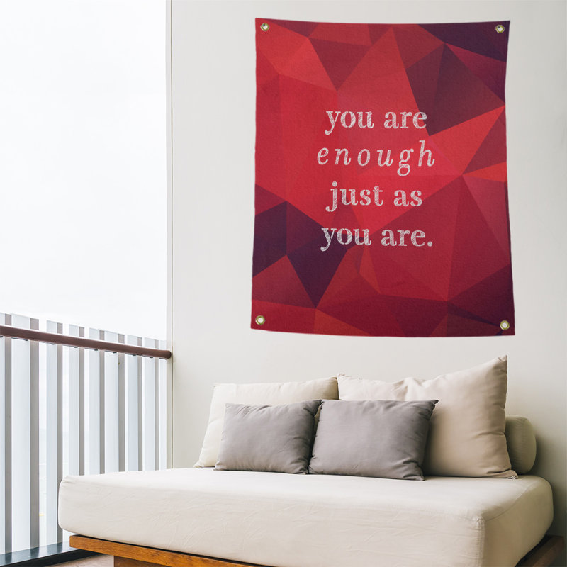 Tapisserie «Polyester You Are Enough» en polyester, H 36 po x l 26 po, Rubis
