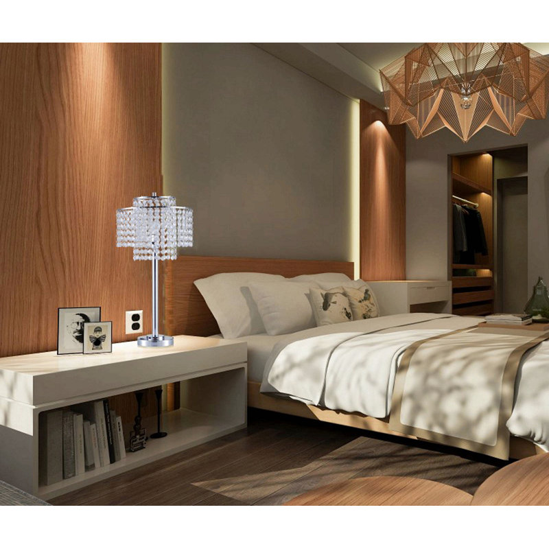 Lampe de table 26 po à 2 niveaux «Holly Glam» avec charge et port USB