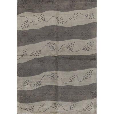 Tapis gris de haute qualité noué à la main