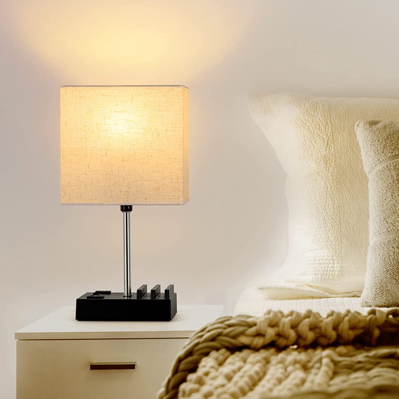 Lampe de table en métal Boyertown