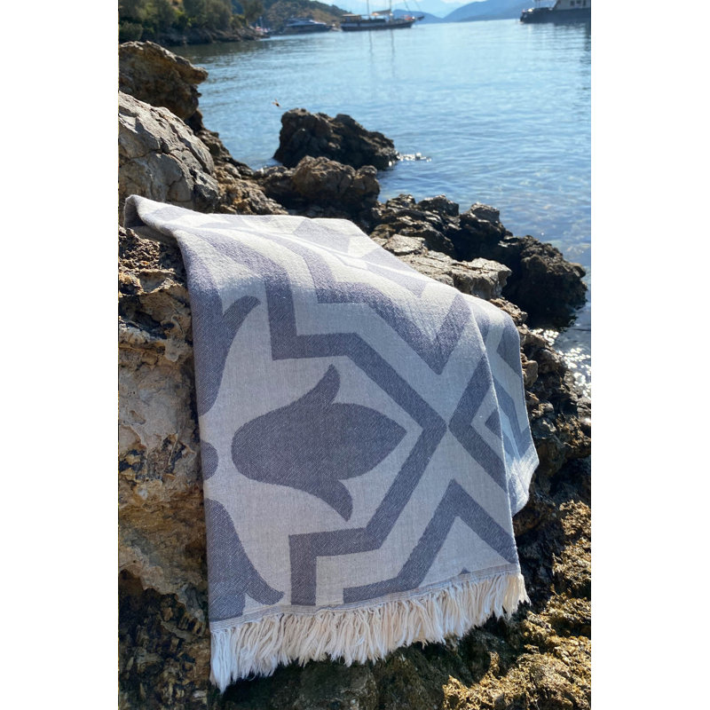 Luxurious Fouta Beach Towel, 100% Cotton, 35.4 x 66.9 inches | High Water Absorbent, Ultra Soft, 7.6 oz/sq ft | Machine Washable (30-40°C), Elegant Grey Color | Perfect for Beach, Spa, and Home Use