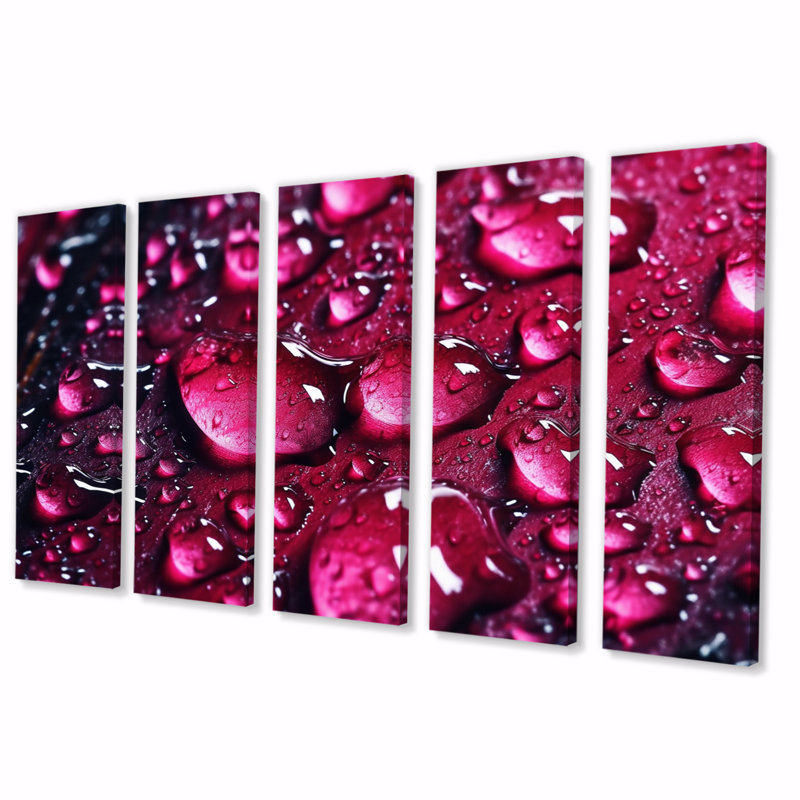 Red Rose With Raindrops VII - Raindrops Wall Decor - 5 Equal Panels