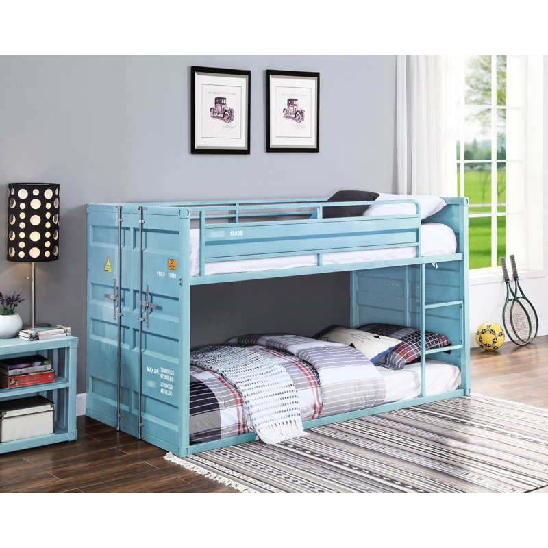 Lit superposé en métal avec une position correcte et une surface de matelas de 6 po suggérant une profondeur de 41,88 po