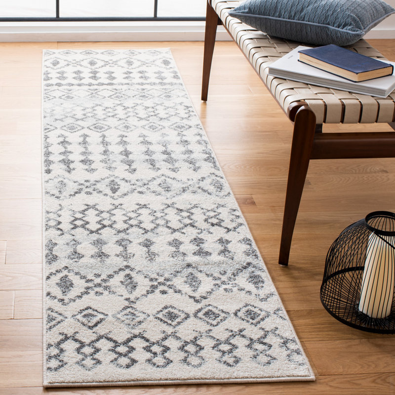 Vahan Performance Southwestern Rug, Runner 2' x 8'