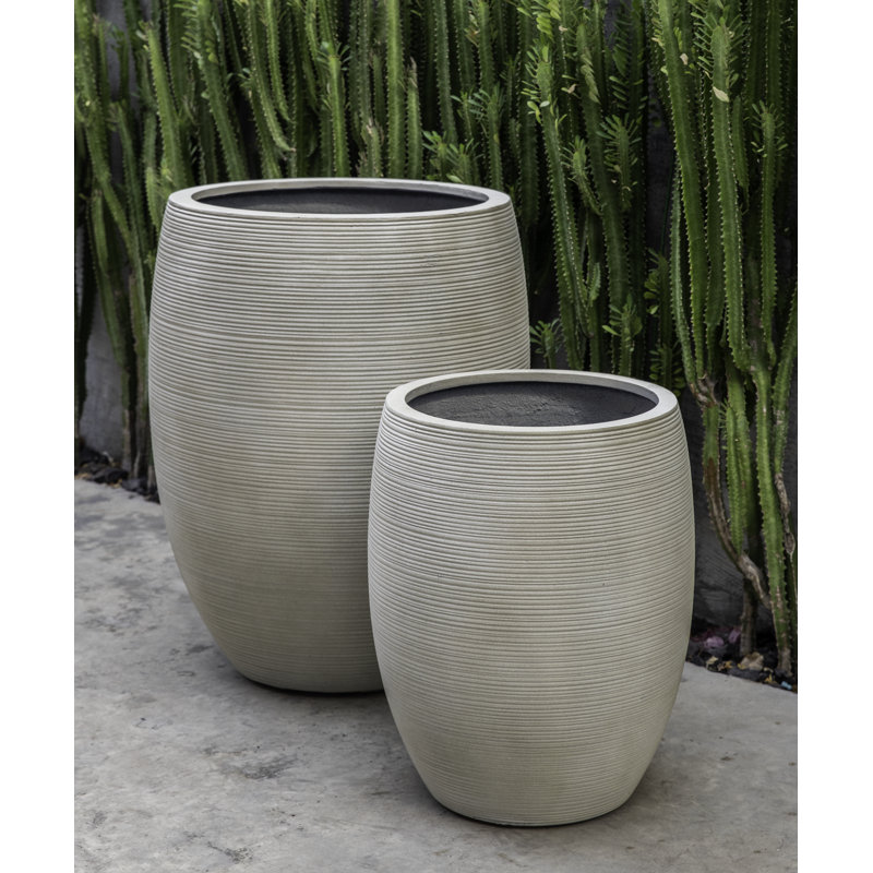 Pot à fleurs en fibre d'argile Haley, H 27 po x l 21,75 po x P 21,75 po, Plomb clair