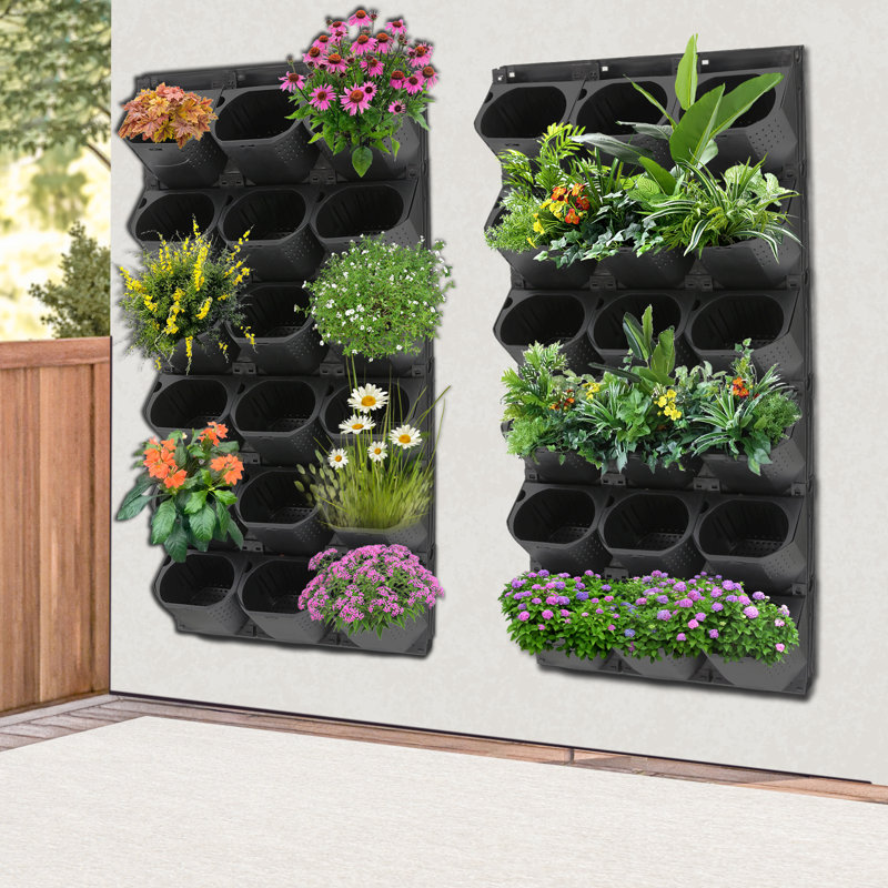 Wall-Mounted Planter With 36 Pots, Black