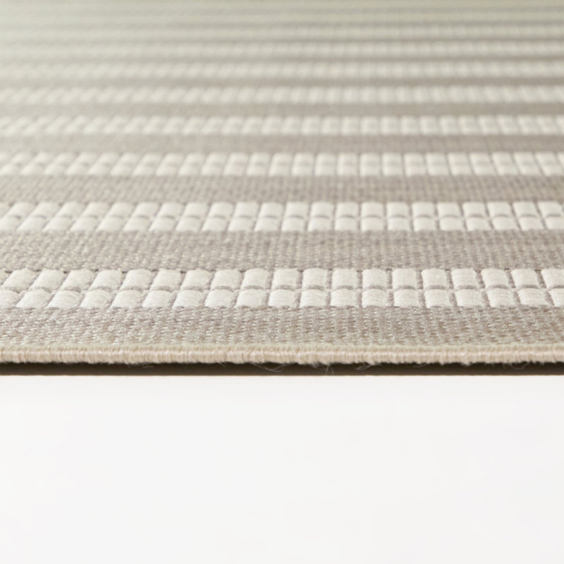 Tapis intérieur/extérieur Cahun beige à rayures variables, 7 pi 10 po x 10 pi