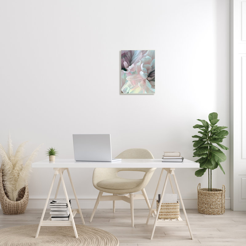 «Blush Flower Petals» par David Pollard - impression, H 19 po x l 13 po, Bois