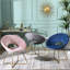 Splendide fauteuil rembourré en velours rose avec structure dorée confortable et robuste-1723051521