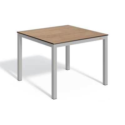 Table de salle à manger d'extérieur longue de 40 po Travira