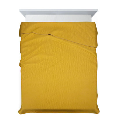 Stoughton Polyester Solid Colour Bedspread