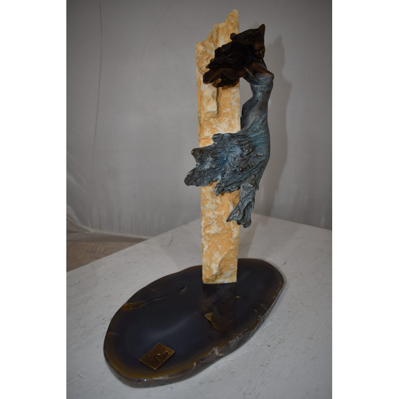 Evolution, statue en bronze de la collection Vidal, COA inclus: 8 po x 14 po x H 17 po