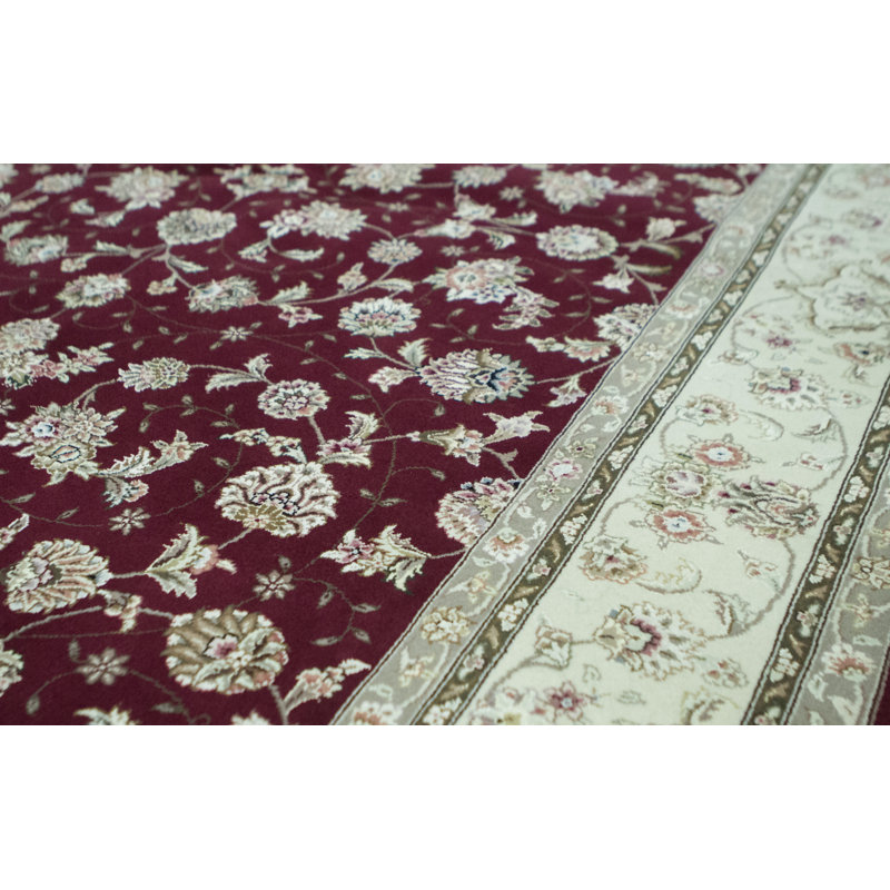 Oriental Area Rug in Wine/Beige
