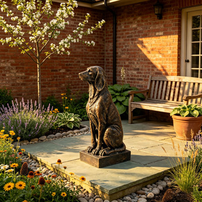Statue de chien de chasse en résine bronze 29 po, sculpture de chien de chasse rustique pour décor de ferme
