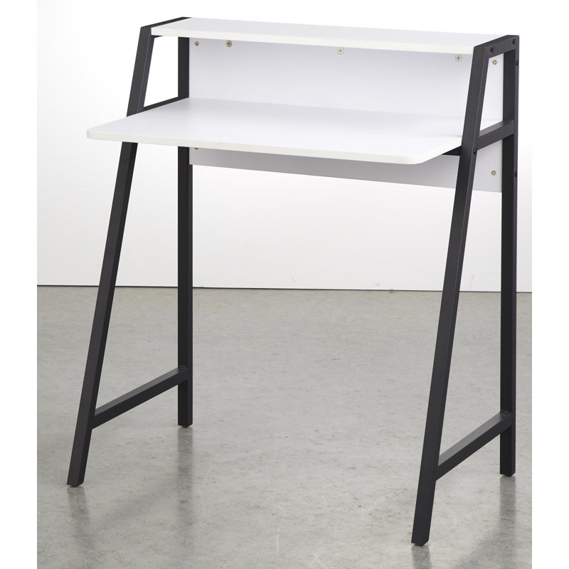 Bureau Amari, Noir