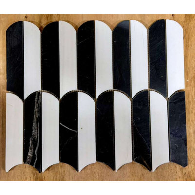 Dolomite et mosaïque de parasol Nero Marquina
