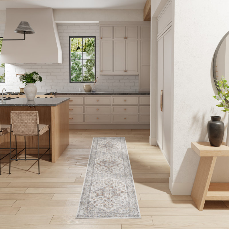 Laivai Washable Oriental Indoor Rug, Runner 2' x 6'