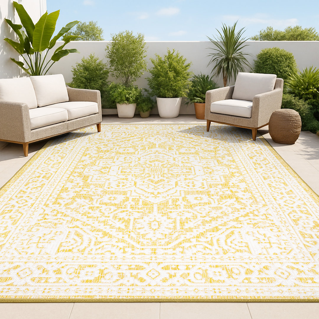 Aaleayah Medallion Textured Weave Yellow/Cream Indoor/Outdoor Rug Dakota Fields Rug 