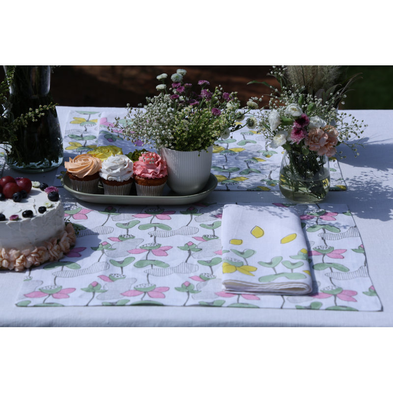 Lotus Pond Table Placemat 14" x 20", Pink