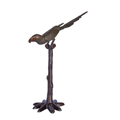 Statue en bronze Suri perroquet sur un arbre regardant vers le bas - Taille: L 37 po x l 15 po x H 47 po.