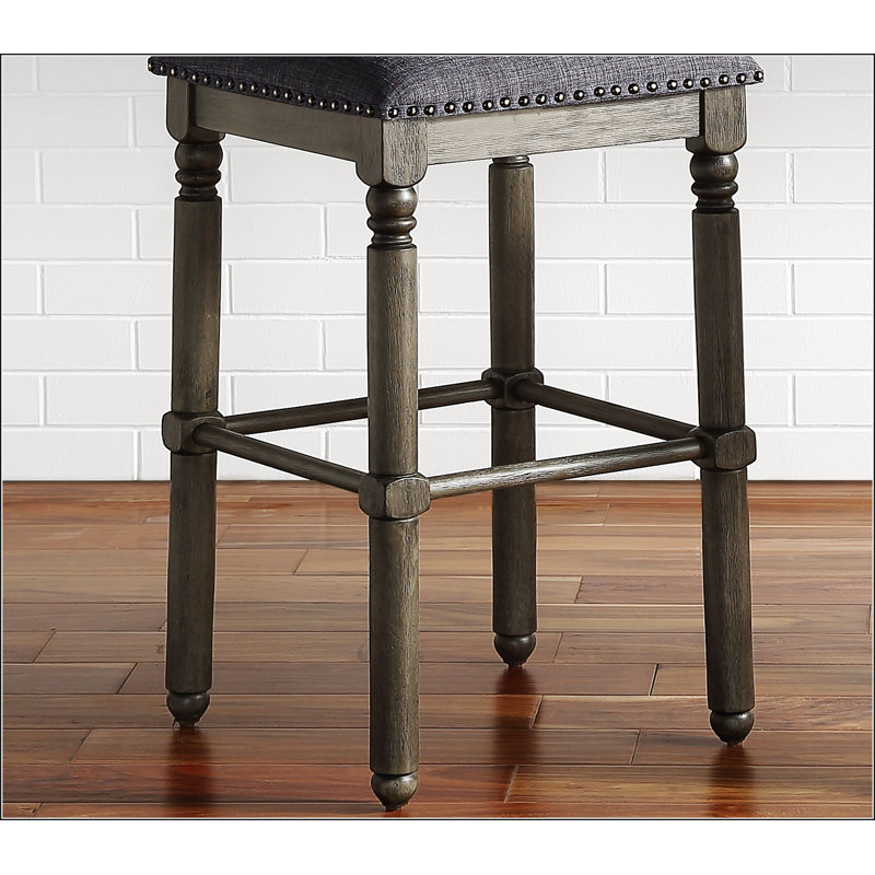 Tabouret pivotant à hauteur de comptoir Dierre