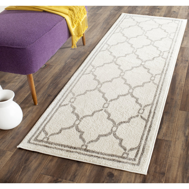 Amherst Performance Geometric Rug