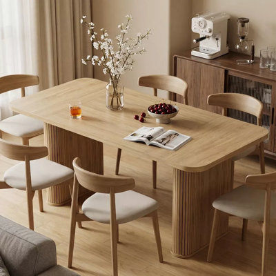 Table de salle à manger de 62 po pour 6 personnes, table de cuisine de ferme avec base cannelée robuste, plateau de table très épais, pour salle de conférence, salle à manger, bureau, couleur chêne