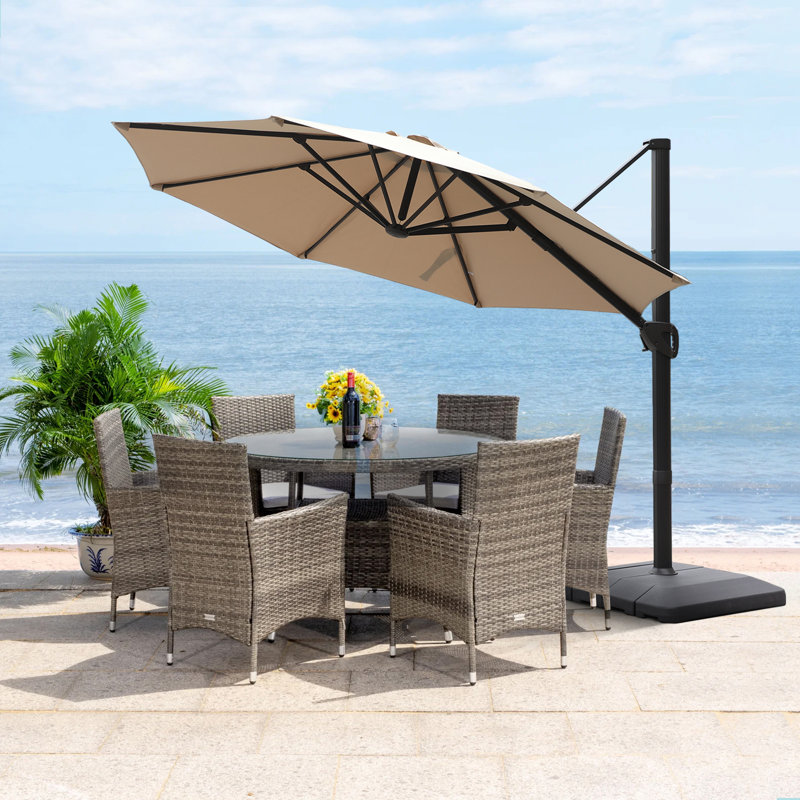 Parasol d'extérieur 11 pi avec base Isan, Beige