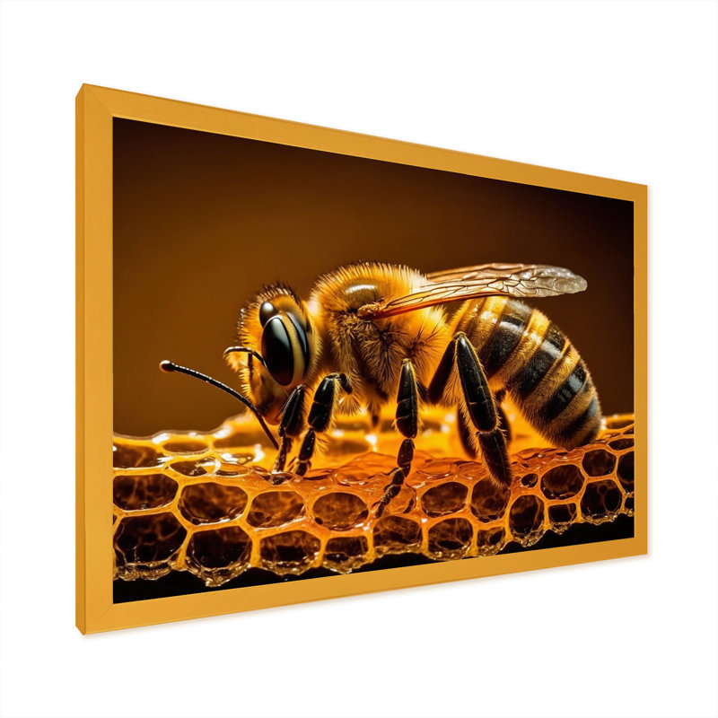 «Bee Flying II», reproduction d'art sur toile, H 16 po x l 32 po x P 1 po, Cadre d'angle fermé doré