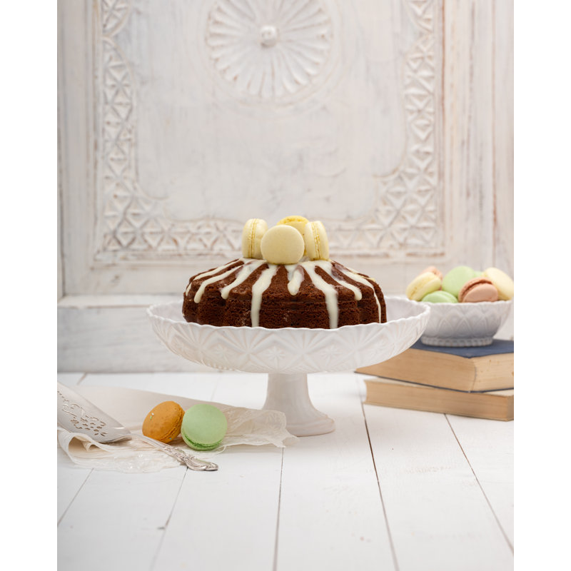 Vintage Inspired Ceramic Ceramic Cake Stand, White