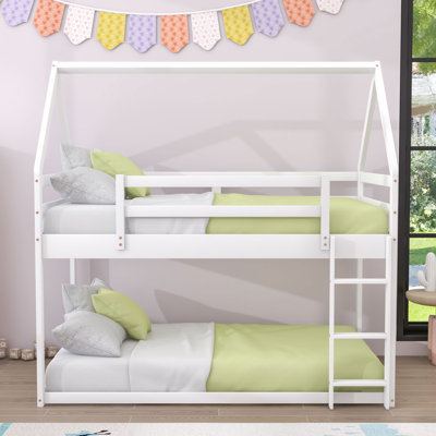 Twin Over Twin Bunk Bed With House-Shaped Frame And Ladder
