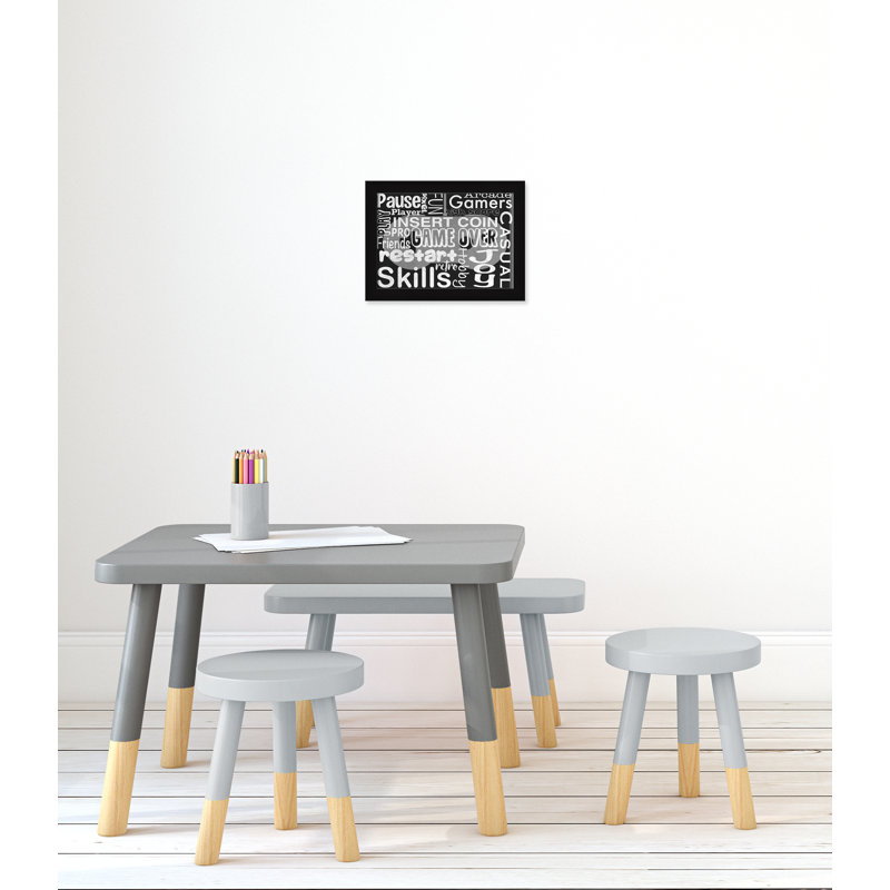 Juvenile Gaming Gaming Love 1, impression sur papier pour enfants, H 12 po x l 16 po x P 0,63 po, Cadre noir