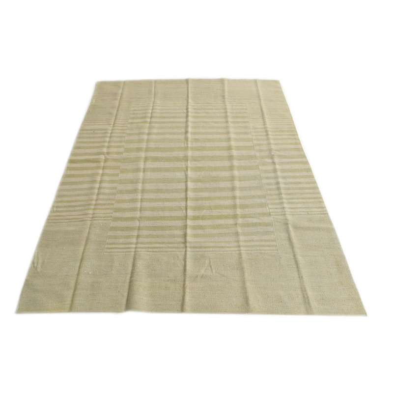 Tapis vert clair 4x6 Petrella
