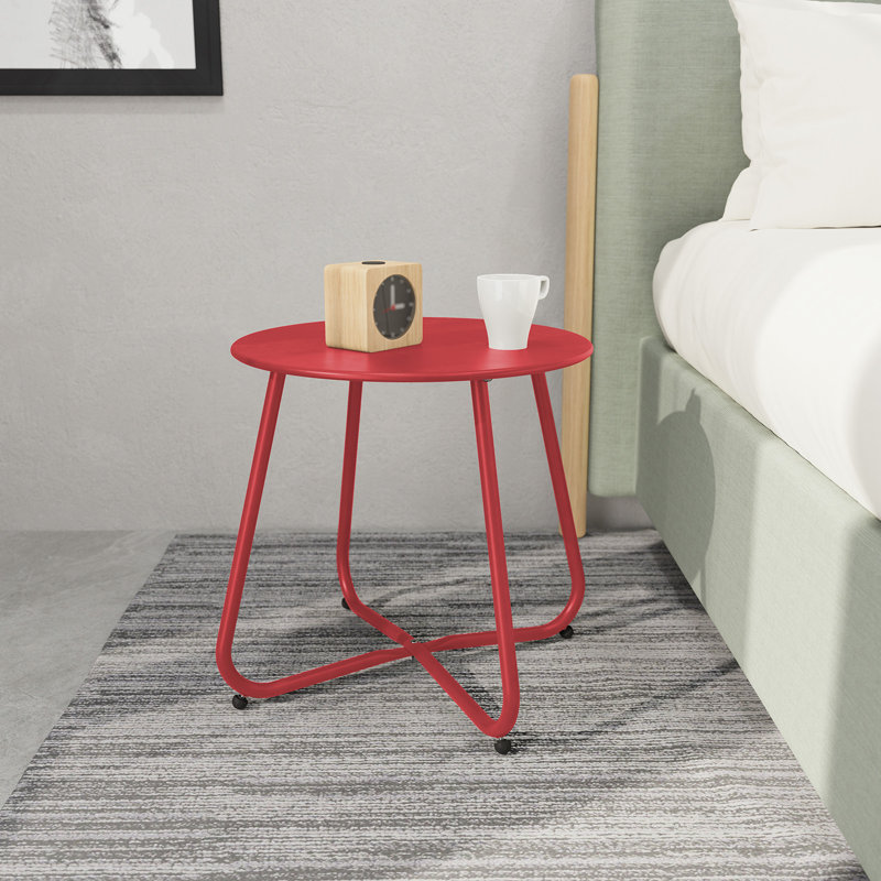 Table d'appoint en acier Ebern Designs, Rouge