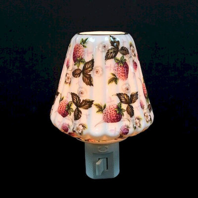 Lumière de nuit en forme de fraise de Broser